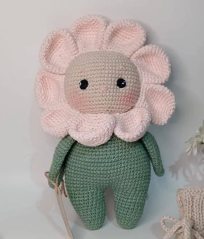Selección de personajes amigurumi tejidos a mano